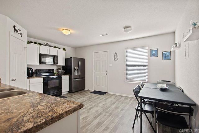 28 Summer Wind Road, Conway, AR 72032