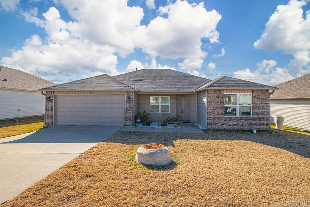 28 Summer Wind Road, Conway, AR 72032