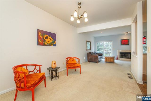 91 Rhyan Drive 91, Par-troy Hills Twp., NJ 07054