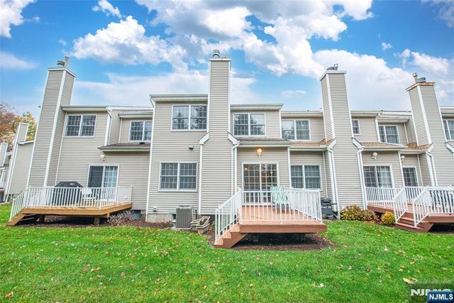 91 Rhyan Drive 91, Par-troy Hills Twp., NJ 07054