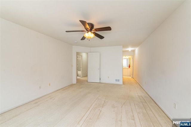 91 Rhyan Drive 91, Par-troy Hills Twp., NJ 07054