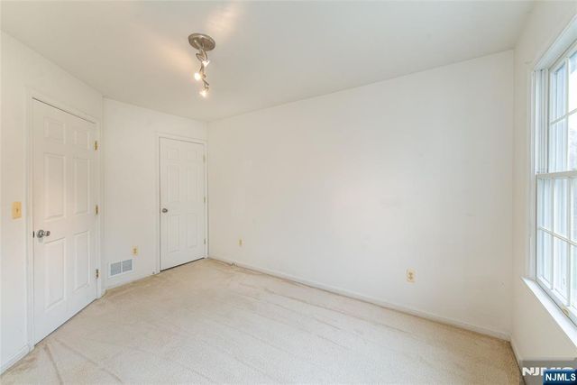 91 Rhyan Drive 91, Par-troy Hills Twp., NJ 07054