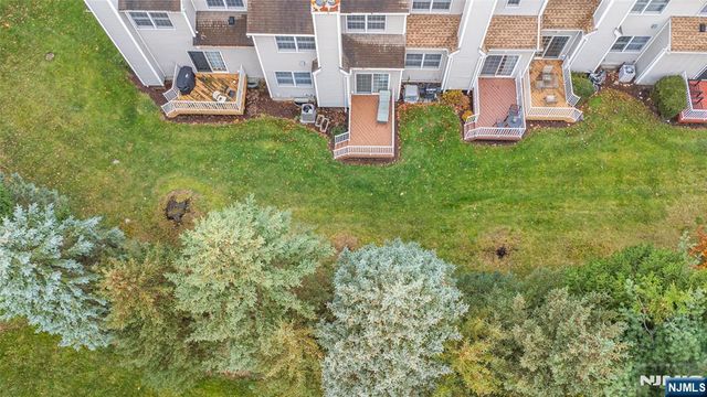 91 Rhyan Drive 91, Par-troy Hills Twp., NJ 07054