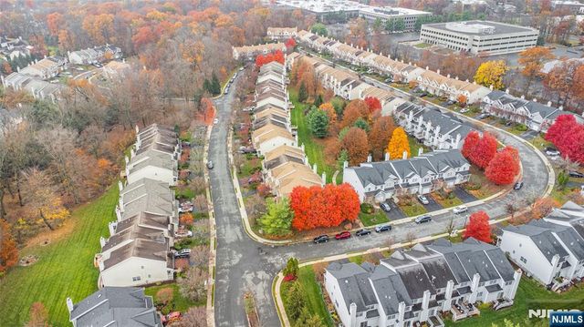 91 Rhyan Drive 91, Par-troy Hills Twp., NJ 07054