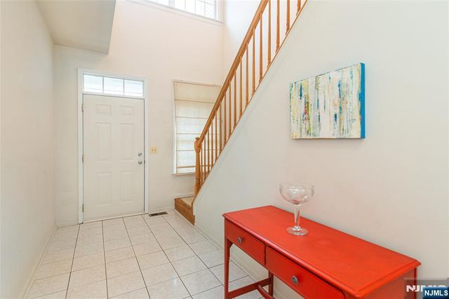 91 Rhyan Drive 91, Par-troy Hills Twp., NJ 07054