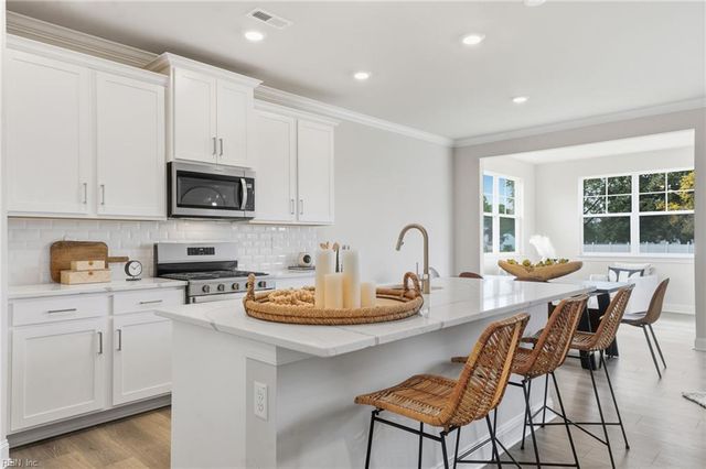 1263 Kidbrooke ST, Chesapeake, VA 23322