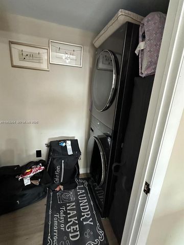 6609 SW 116th Pl E, Miami, FL 33173