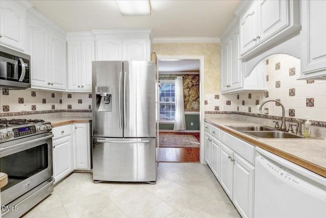 101 Oak Hollow Court, Goldsboro, NC 27534