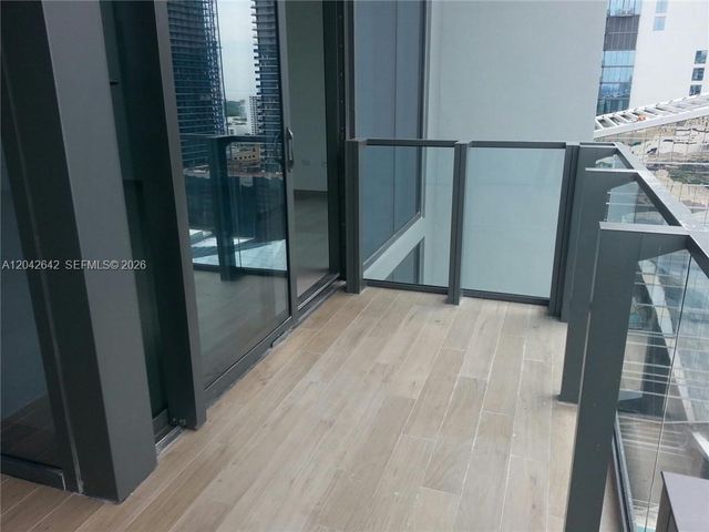 68 SE 6 Street 1908, Miami, FL 33131