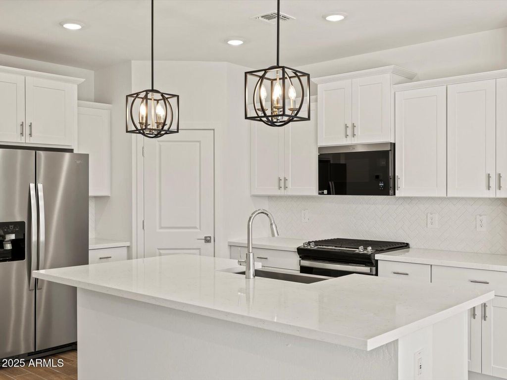 Image 1 of property listing at 15887 W COTTONTAIL Lane, Surprise, AZ 85387