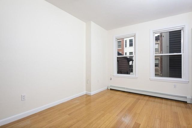 11 Bartlett Place 2, Boston, MA 02113
