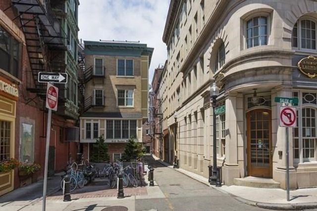 11 Bartlett Place 2, Boston, MA 02113