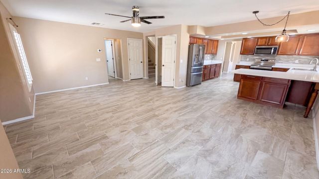 15652 W CALAVAR Road, Surprise, AZ 85379