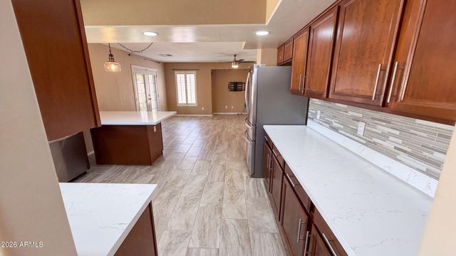 15652 W CALAVAR Road, Surprise, AZ 85379