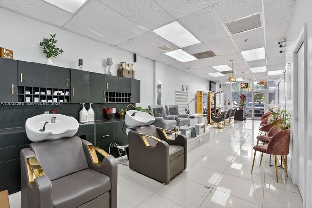 Beauty Salon Beauty Salon For Sale On West Kendall, Miami, FL 33175