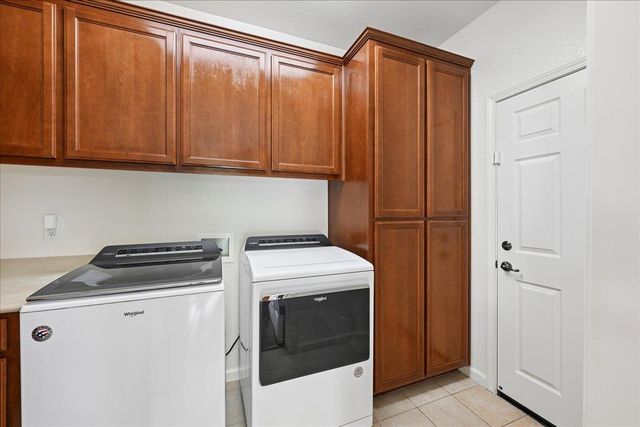 1708 Flora Way, Lincoln, CA 95648