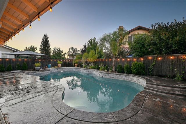 1708 Flora Way, Lincoln, CA 95648