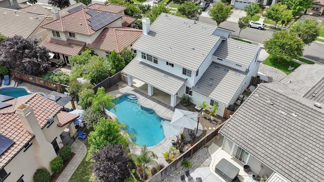 1708 Flora Way, Lincoln, CA 95648