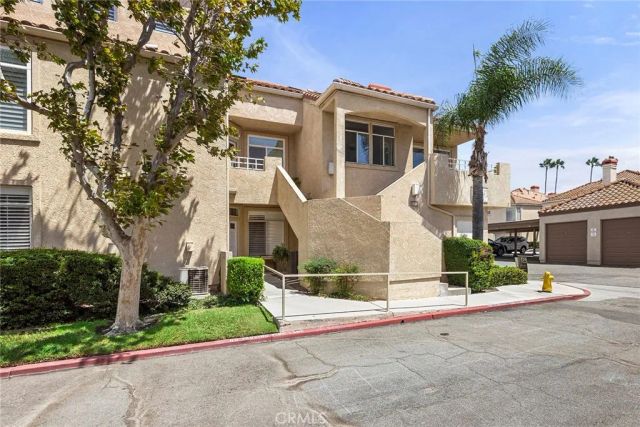 3195 Altura Court 201, Corona, CA 92882