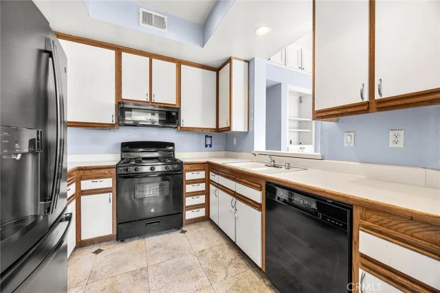 3195 Altura Court 201, Corona, CA 92882