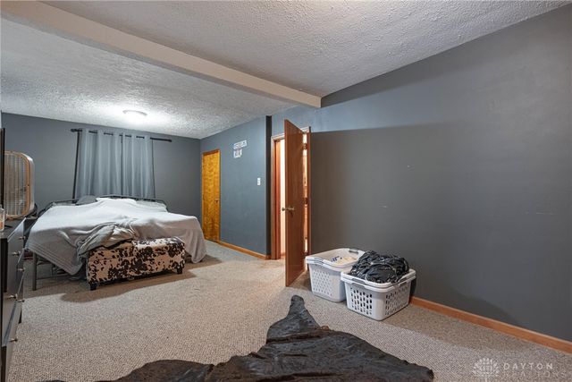 1100 W North Street, Springfield, OH 45504