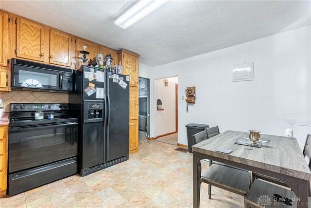 1100 W North Street, Springfield, OH 45504