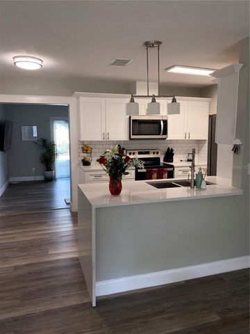 7014 GLENVIEW DRIVE, Tampa, FL 33619