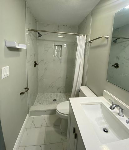 7014 GLENVIEW DRIVE, Tampa, FL 33619