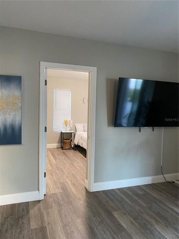 7014 GLENVIEW DRIVE, Tampa, FL 33619