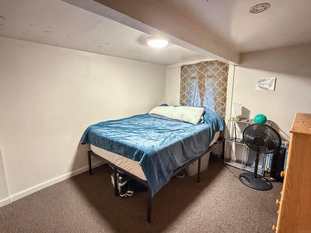 920 W 2nd Street, Cedar Falls, IA 50613