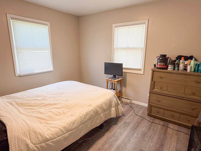 920 W 2nd Street, Cedar Falls, IA 50613