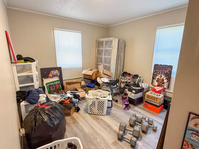 920 W 2nd Street, Cedar Falls, IA 50613