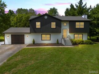 219 OLIVER Street, Caseyville, IL 62232