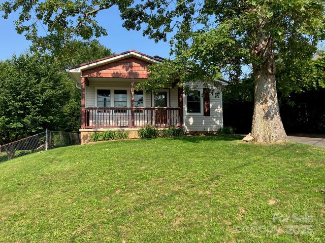 615 Marietta Street, Asheville, NC 28803