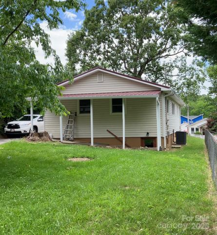 615 Marietta Street, Asheville, NC 28803