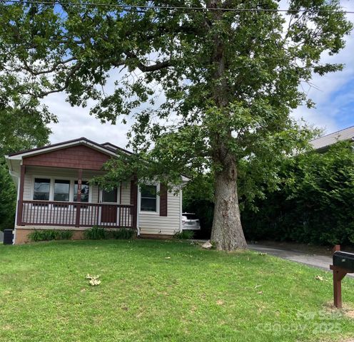 615 Marietta Street, Asheville, NC 28803