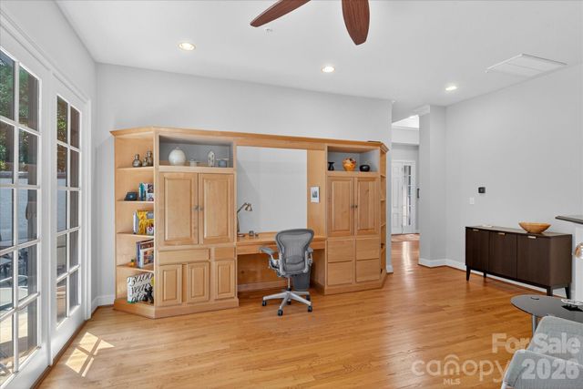 306 Wendover Heights Circle, Charlotte, NC 28211