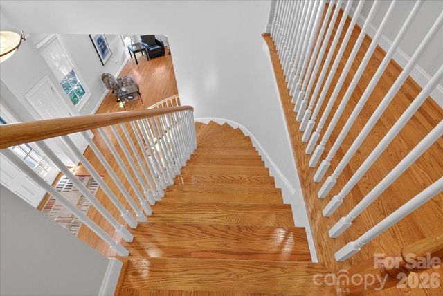 306 Wendover Heights Circle, Charlotte, NC 28211