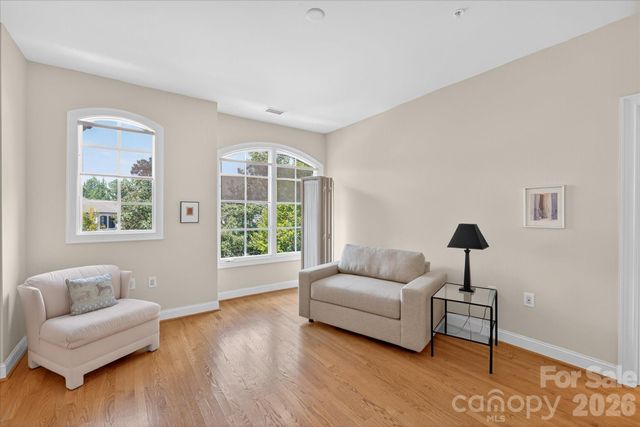 306 Wendover Heights Circle, Charlotte, NC 28211