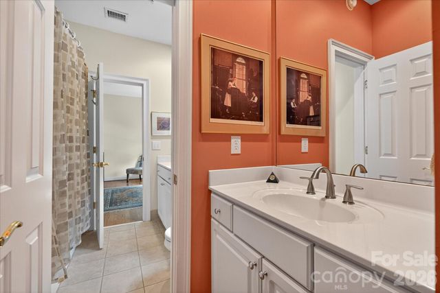 306 Wendover Heights Circle, Charlotte, NC 28211