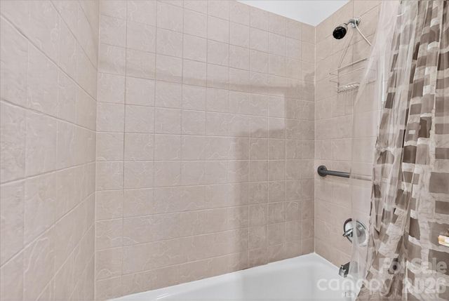 306 Wendover Heights Circle, Charlotte, NC 28211