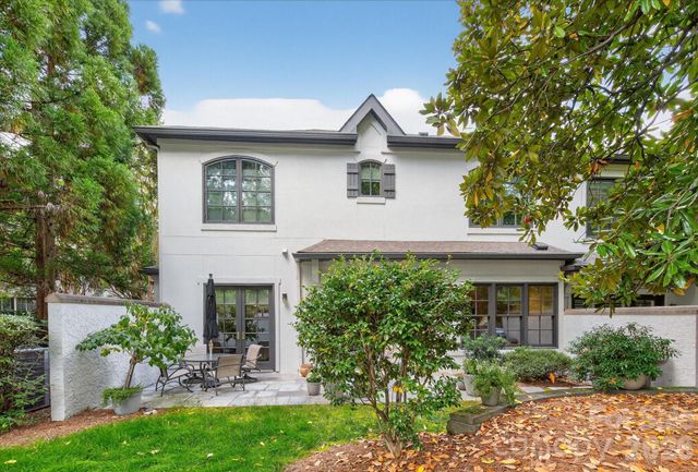 306 Wendover Heights Circle, Charlotte, NC 28211