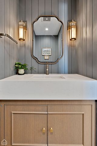 2127 N Racine Avenue 2, Chicago, IL 60614