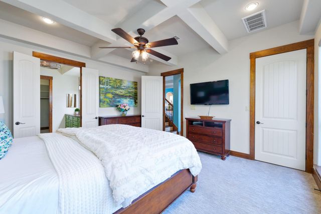 2802 Lohmans Ford RD B, Lago Vista, TX 78645