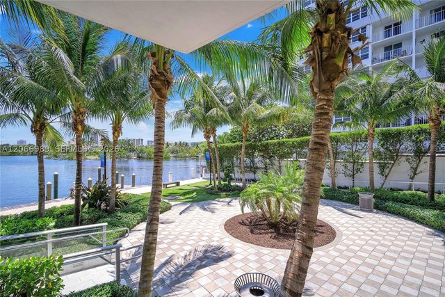 1180 N Federal Hwy 501, Fort Lauderdale, FL 33304