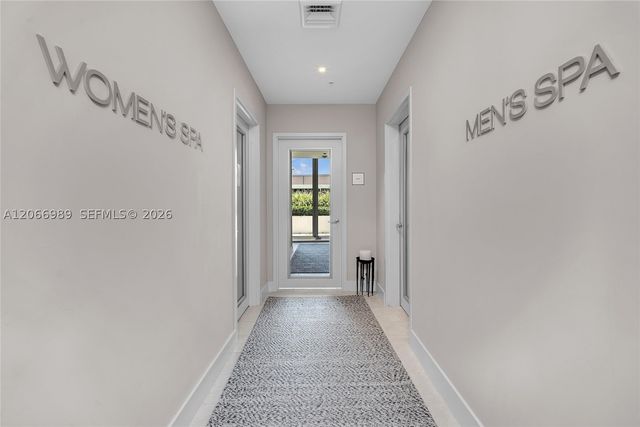 1180 N Federal Hwy 501, Fort Lauderdale, FL 33304