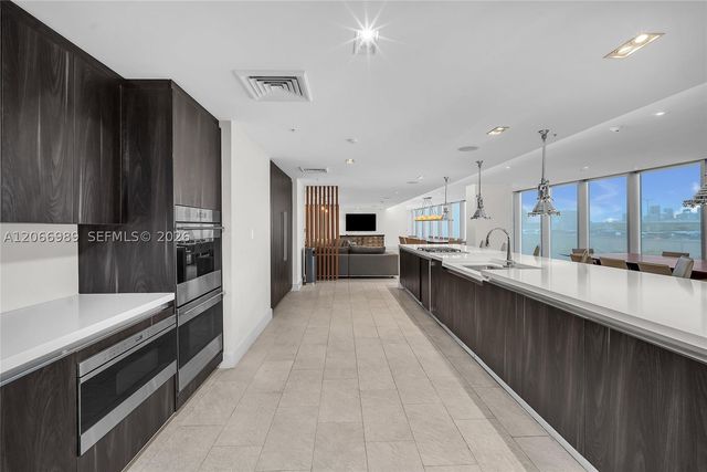 1180 N Federal Hwy 501, Fort Lauderdale, FL 33304