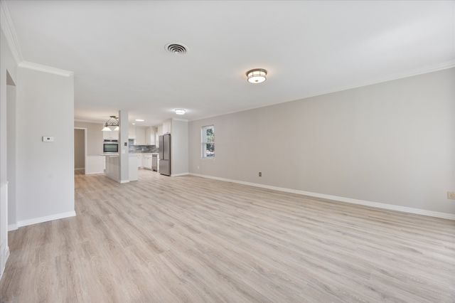 519 Staffordshire Drive, Irving, TX 75061