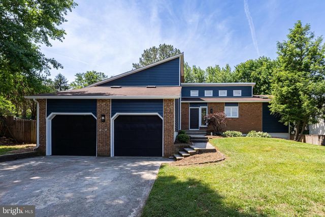14737 JARNIGAN ST, Centreville, VA 20120