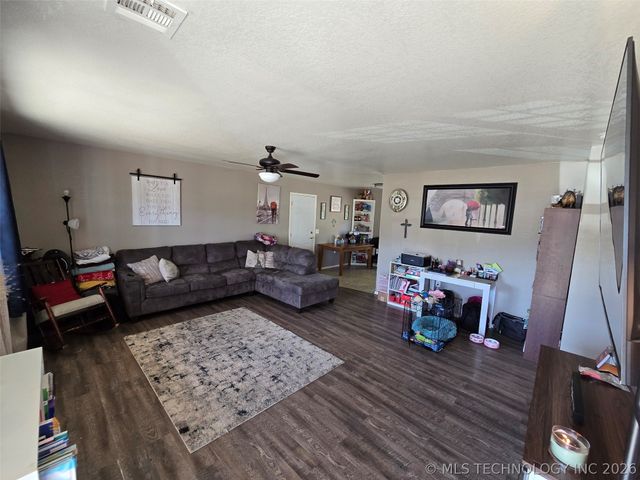 19 W Ansley, Mcalester, OK 74501